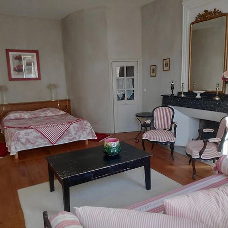 Au Chateau Juillac 객실 사진