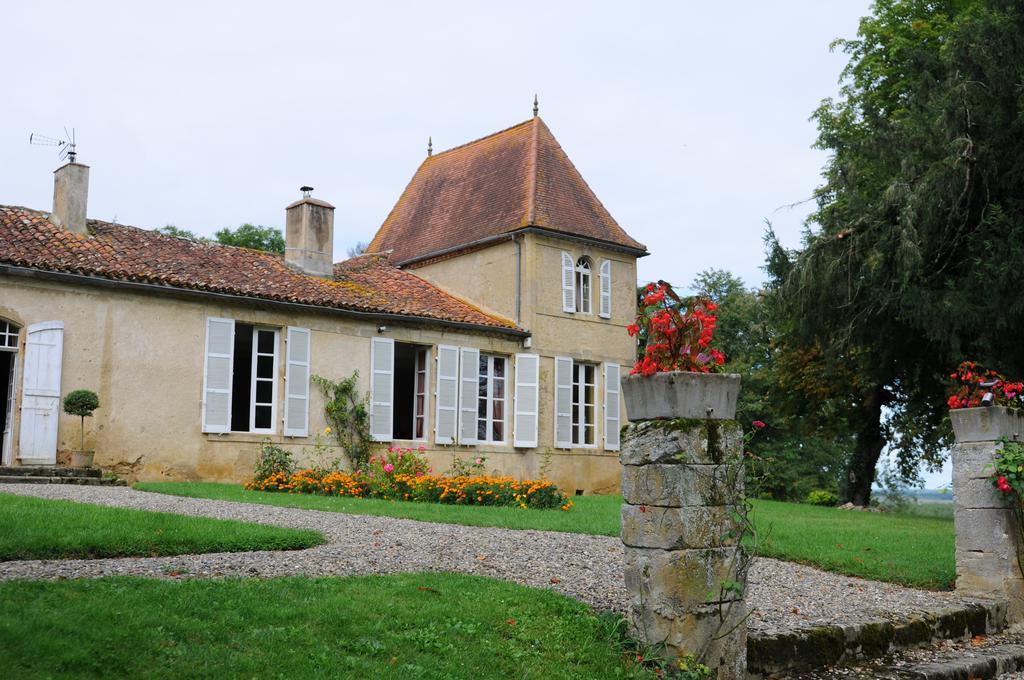 Au Chateau Juillac 외부 사진